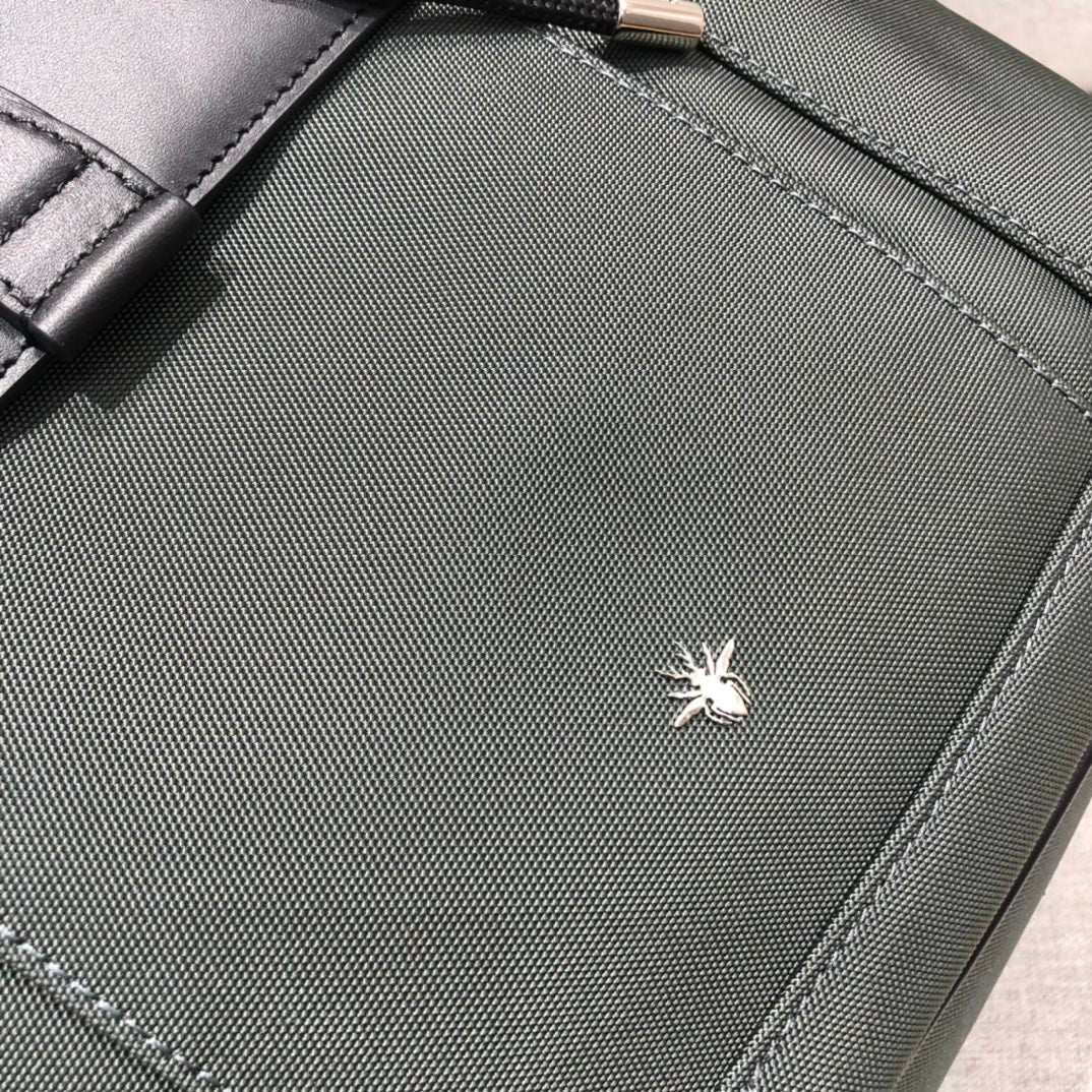 Men’s Casual Backpack